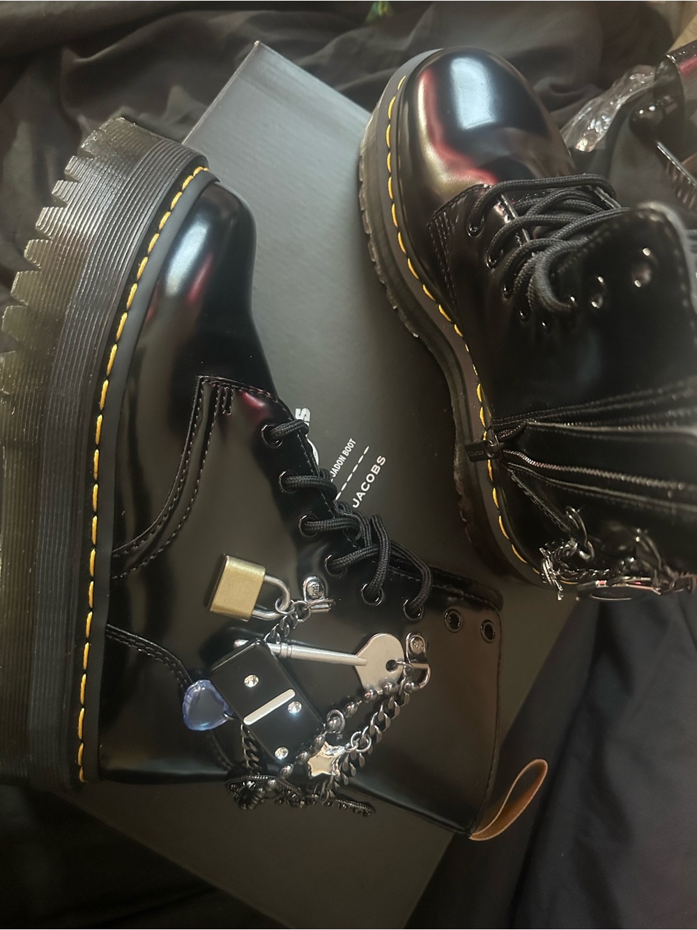 Dr.Marten X Marc Jacobs --Jadon Platform Combat Boots with Charm Chains - Picture 4 of 9